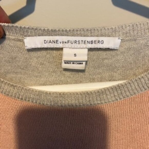 Diane Von Furstenberg Silk Cashmere blend sweater Size Small - Picture 3 of 5